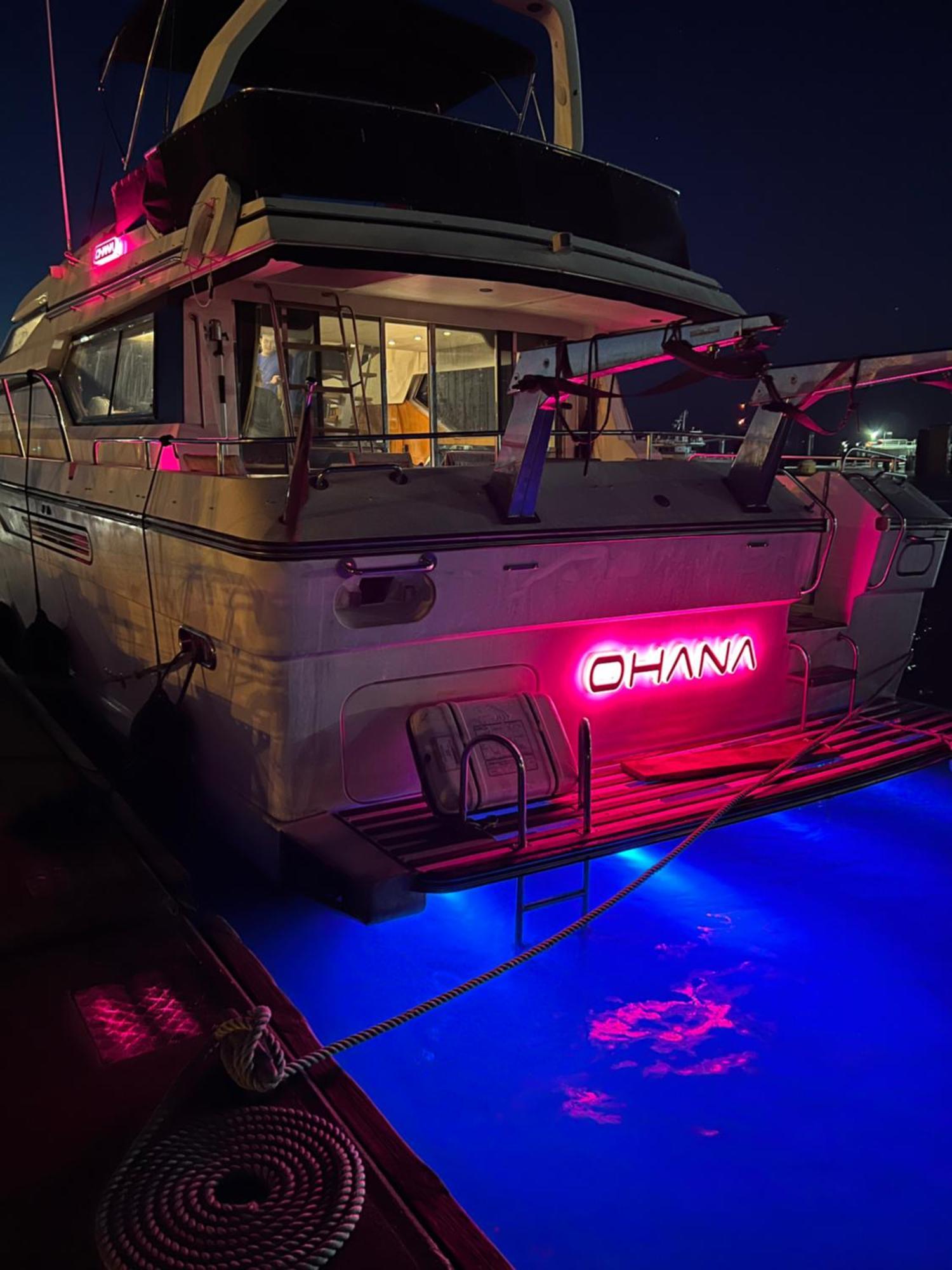 Ботель Superyacht On Town Quay Marina, - Very Close To Centre And Cruise Terminals - Free Parking Included Саутгемптон